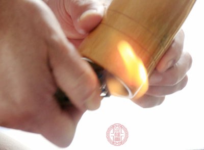 拔罐能够使局部皮肤充血