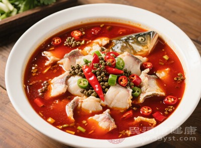 吃鱼时一定要专心,放慢速度 吃鱼时一定要专心,放慢速度