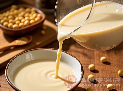 女生肚子里的胀气气球 肠胃不好的5个真实写照