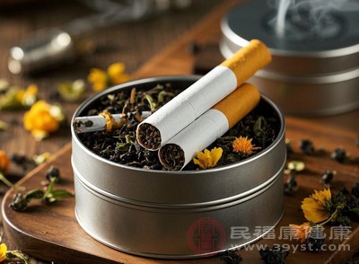 二手烟中的多种致癌物,让长期吸入者患癌风险大大增加 二手烟中的多种致癌物,让长期吸入者患癌风险大大增加