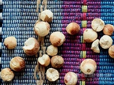 芡实淀粉含量高达70% 芡实淀粉含量高达70%