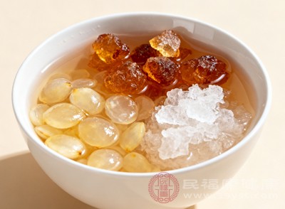 雪燕桃胶皂角米三剑客 肠道滑梯+肌肤水光针一键解锁