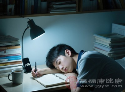 别让熬夜成为身高杀手 这些知识必看