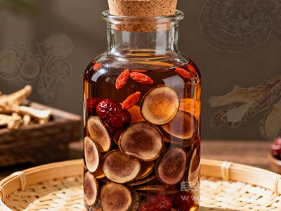 鹿茸泡酒具有补血益气的功效