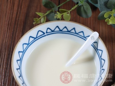 饮用时间与温度讲究 饮用时间与温度讲究