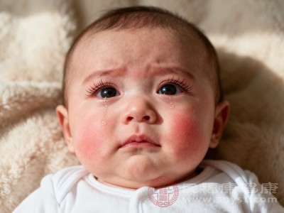 如先天性眼睑缺损、角膜异常等先天结构问题,或外伤导致的眼部损伤,也会引起流泪 如先天性眼睑缺损、角膜异常等先天结构问题,或外伤导致的眼部损伤,也会引起流泪