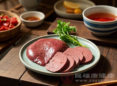 猪肝烹饪方式多样,可炒、煮、凉拌等,能丰富减肥期间的饮食结构,避免因饮食单调难以坚持 猪肝烹饪方式多样,可炒、煮、凉拌等,能丰富减肥期间的饮食结构,避免因饮食单调难以坚持