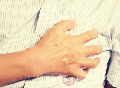 患有心脏病、高血压、焦虑症等疾病的人来说,最好在医生的指导下饮用黑咖啡 患有心脏病、高血压、焦虑症等疾病的人来说,最好在医生的指导下饮用黑咖啡