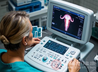 建议间隔7-10天再次进行B超检查，观察孕囊大小、胚芽长度及胎心情况