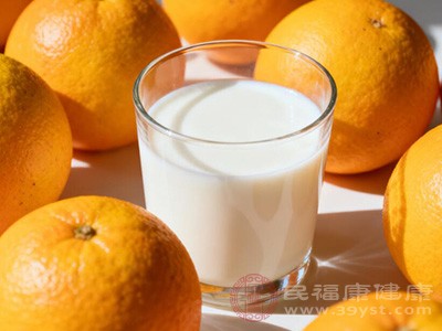别再被误导 牛奶和橙子同吃 这些真相你必须知道