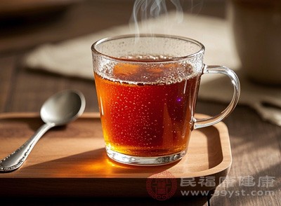 红糖水的“甜蜜烦恼” 喝多了会胖吗