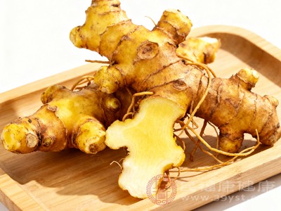 黄精虽好但不宜过量，一般建议每天食用量控制在10-15克为宜