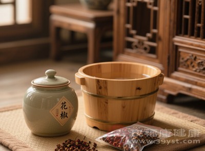 花椒的气味本身也具有一定的安神作用 花椒的气味本身也具有一定的安神作用