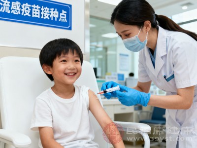 接种流感疫苗这是预防流感最有效的措施之一,建议在流感季来临前1-2个月接种,尤其是儿童、老年人、医务人员等重点人群 接种流感疫苗这是预防流感最有效的措施之一,建议在流感季来临前1-2个月接种,尤其是儿童、老年人、医务人员等重点人群