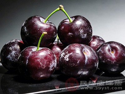 黑布林富含多种维生素,如维生素C、维生素B1、维生素B2等 黑布林富含多种维生素,如维生素C、维生素B1、维生素B2等