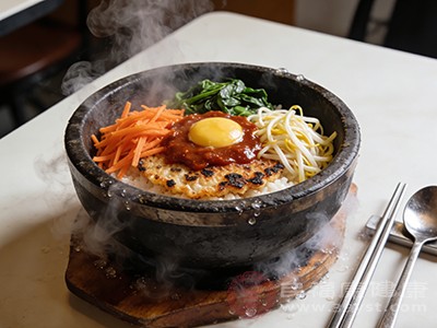 注意！这样吃饭等于“喂养”胃癌细胞