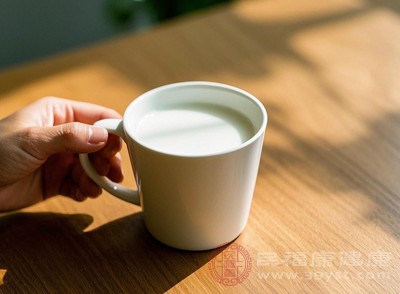 别纠结 哪种牛奶补钙强 这篇给你讲清楚