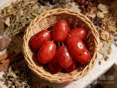 山茱萸多糖是另一种关键活性成分