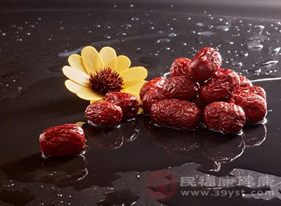 红枣在调理气血方面的作用尤为突出