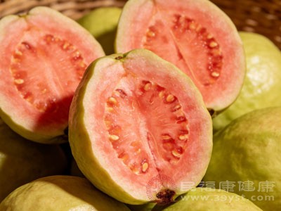 芭乐在甜点中的甜蜜邂逅