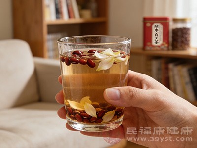 对于健康人群来说，也可以将其作为日常的养生茶饮