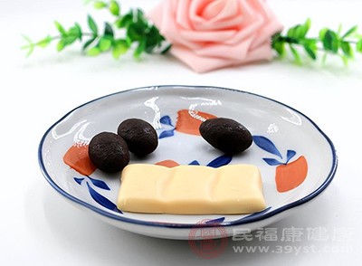 晚餐不要吃得过饱