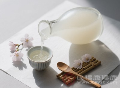 酒精本身热量较高