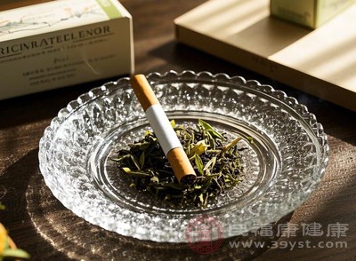 二手烟中含有数千种有害物质 二手烟中含有数千种有害物质