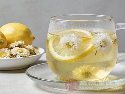 柠檬菊花茶因其独特的风味和功效,适合多种饮用场景 柠檬菊花茶因其独特的风味和功效,适合多种饮用场景