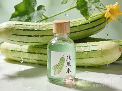 丝瓜水走红的秘密 补水解毒VS寒胃警告 你站哪边