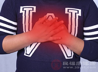 别给草莓“加戏” 科学解读它和肺炎预防的距离