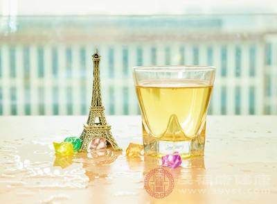 酒精还会改变食物选择偏好