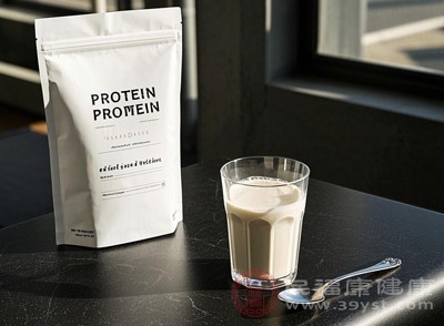 建议在早餐和睡前各补充15-20克，既能满足胎儿发育需求