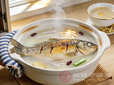 通草鲫鱼汤是传统催乳的"经典配方" 通草鲫鱼汤是传统催乳的"经典配方"