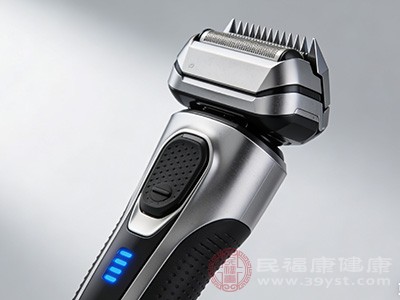 不共用注射器、剃须刀等个人物品 不共用注射器、剃须刀等个人物品