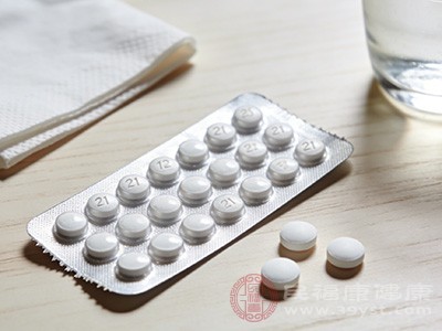 男生误吞避孕药 身体会“变装”吗