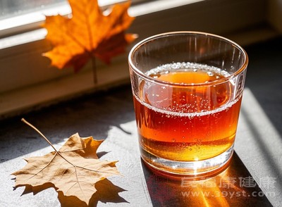 在肝脏中，一部分果糖会转化为糖原储存起来，形成肝糖原