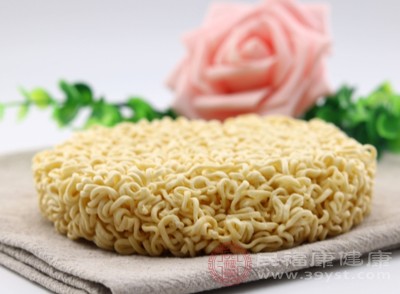 很容易造成热量超标