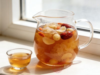 红枣和枸杞富含抗氧化物质