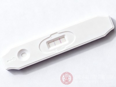 测早孕先看有效期 验孕棒正确使用指南结果更靠谱