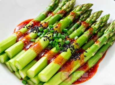 大部分蔬菜属于低嘌呤食物