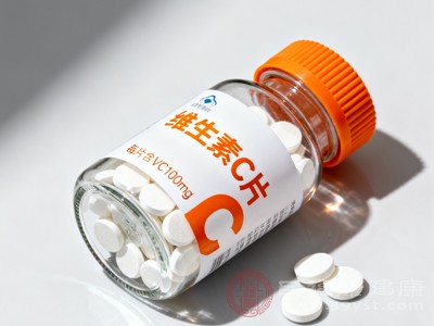维生素C片擦脸正确打开方式 步骤详解敏感肌也能参考