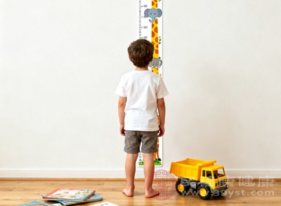 对平时喜欢的玩具、游戏都提不起兴趣