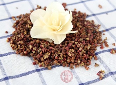 花椒虽香莫贪多 这些副作用可能正在靠近你