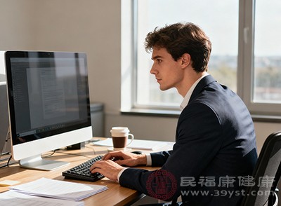 被尿结石痛惨了 一文解锁缓解疼痛的正确姿势