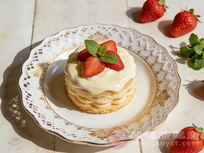 长期爱吃高糖、高油、高盐食物，会加速衰老进程