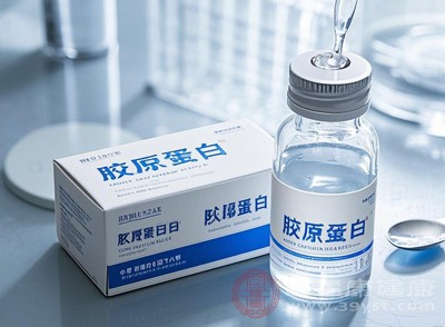 如果日常饮食难以满足胶原蛋白的补充需求，营养补充剂可以成为得力助手