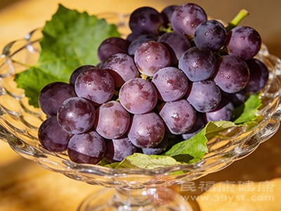 表面“长霜”的水果