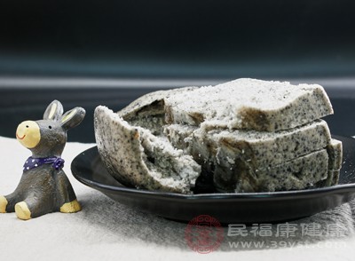 馒头经过发酵，其中的淀粉更容易被分解，且呈碱性，能够中和胃酸，缓解因胃酸过多引起的胃痛。