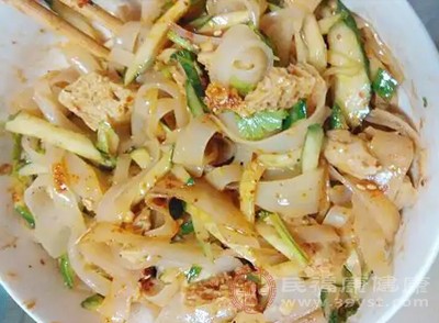 救命 心心念念的凉皮是“发胖刺客”还是“低脂美味”